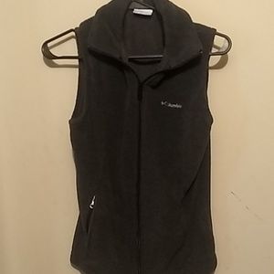 Columbia vest